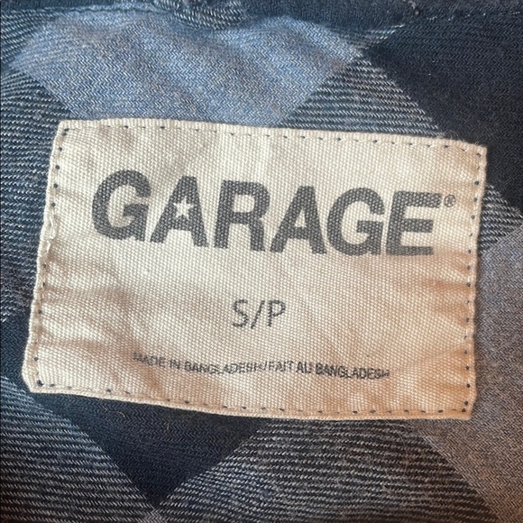 Garage Black and Blue flannel - Picture 2 of 5